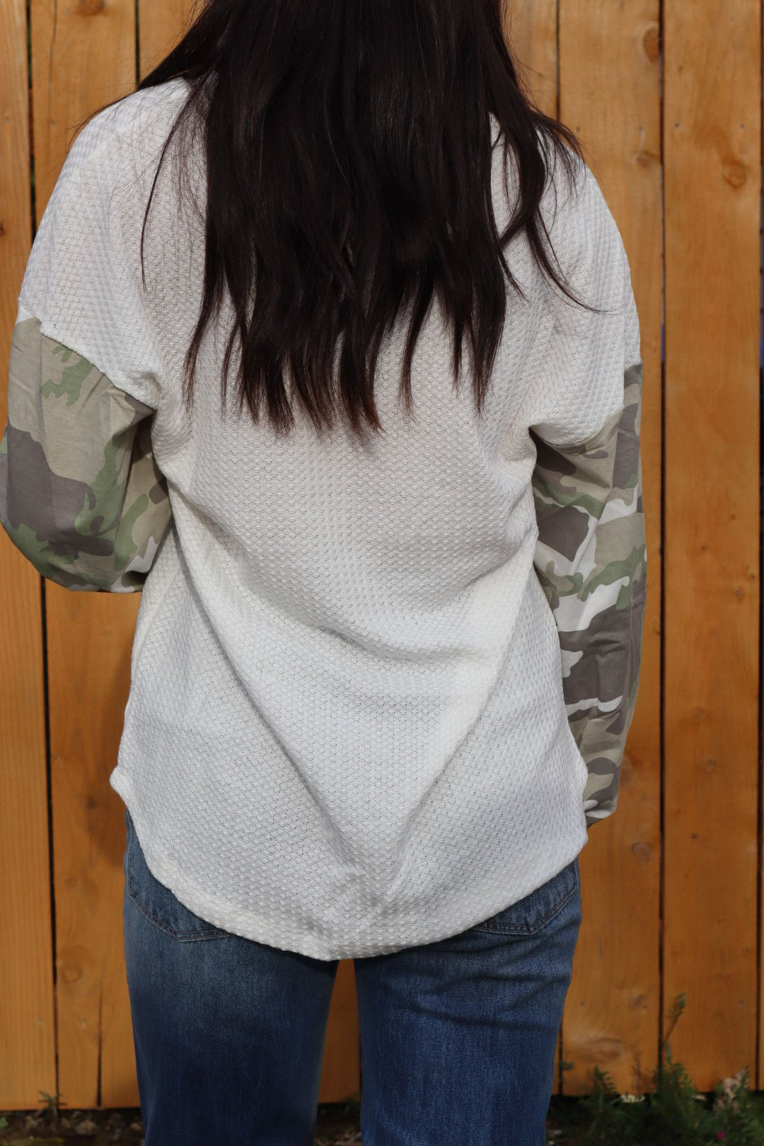 CAMO SWEATER