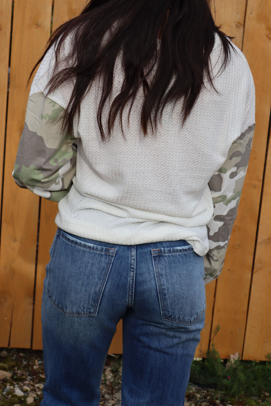 CAMO SWEATER