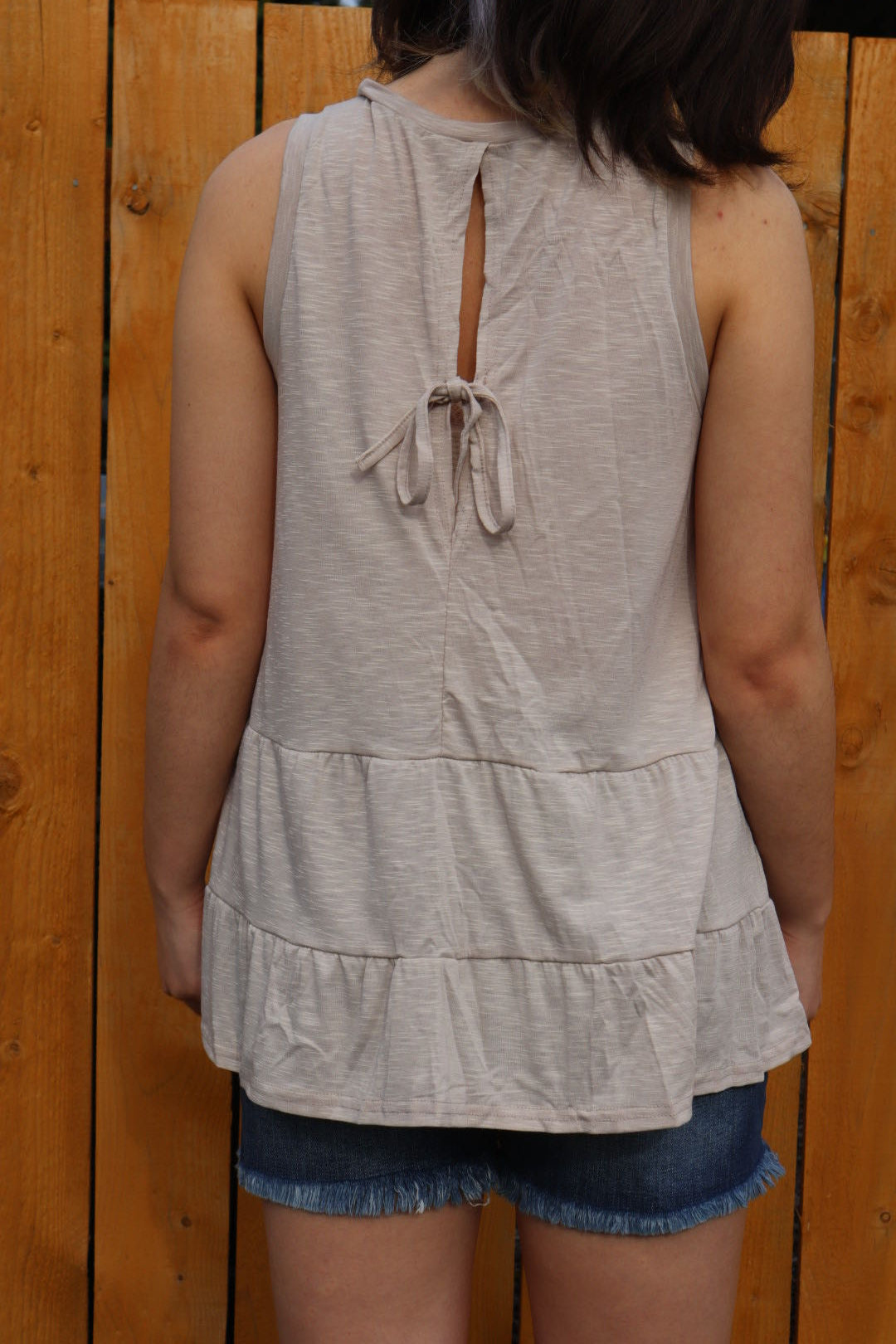 BEIGE RUFFLED TANK